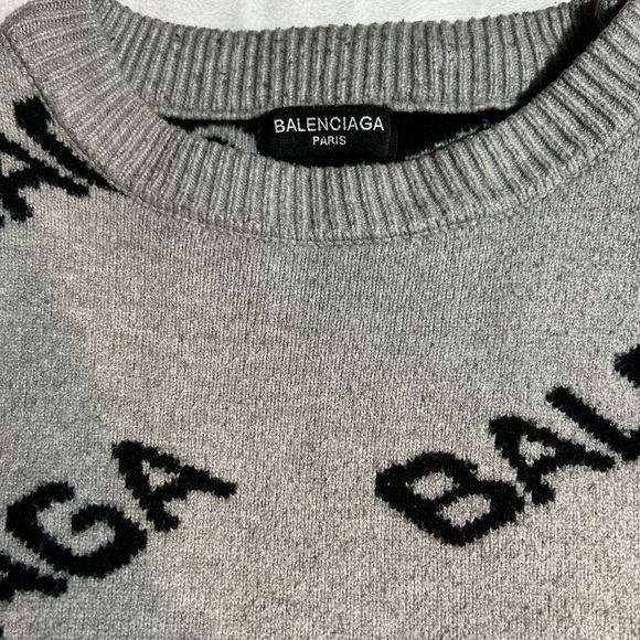 Authentic Allover Balenciaga Logo Sweater in Grey - Picture 3 of 6